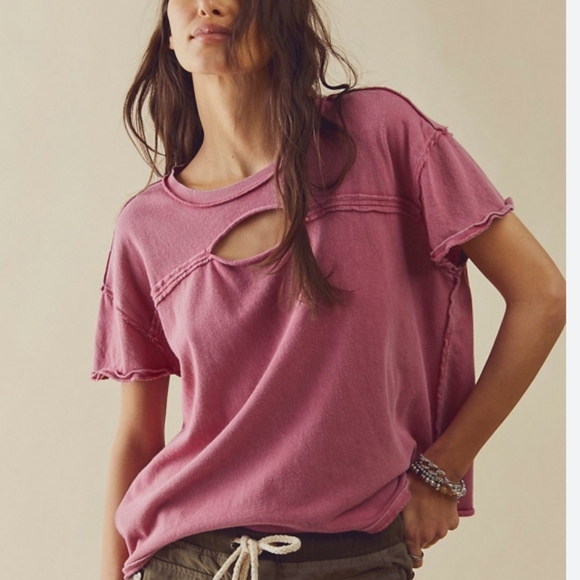 Free People Tops - FREE PEOPLE Cut out tee shirt top in orchid rain color NWT spring boho
